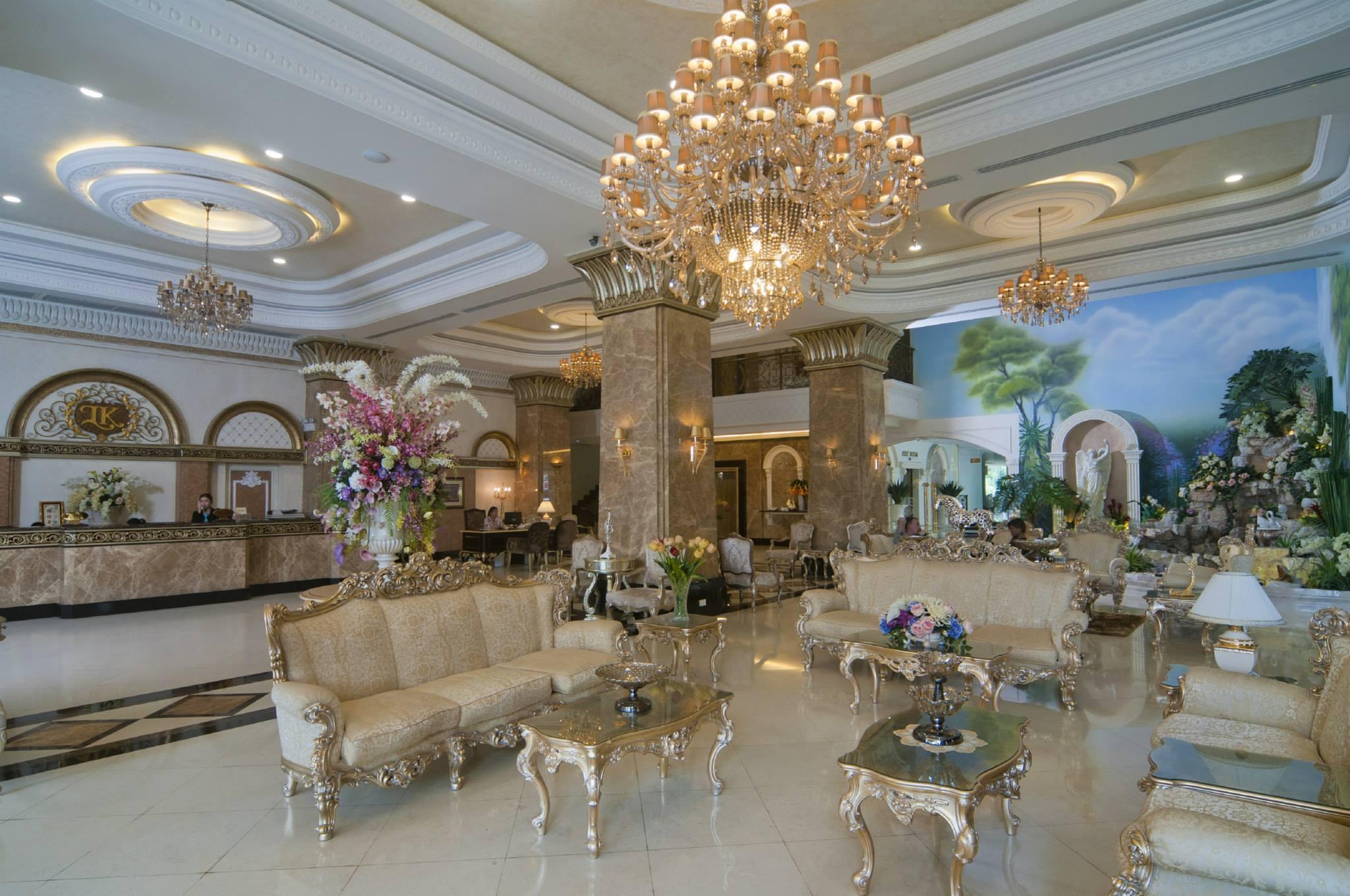 Lk The Empress Hotel Pattaya Exterior photo